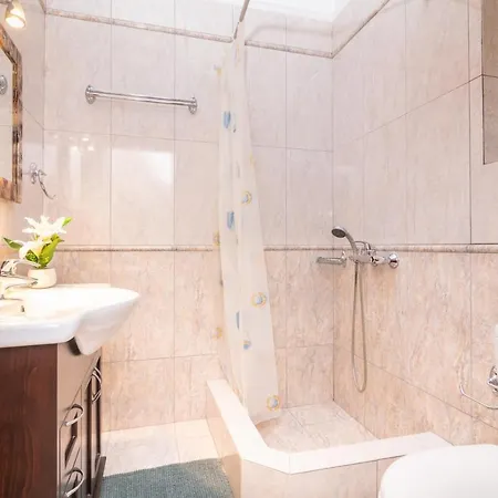 Prázdninový dům Barbara Sarakinádhon