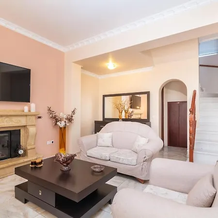 Tatil Evi Barbara Sarakinádhon